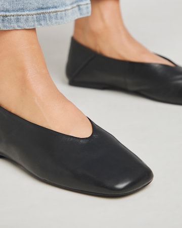 Primrose Soft Leather High Cut Ballerina Extra Wide EEE Fit