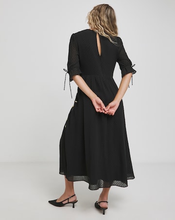 Hope & Ivy The Lilou Floral V- Neck Midi Dress