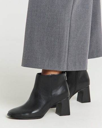 Kiana Zip Detail Shoe Boots - Wide Fit (E)