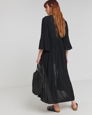 Black Embroidered Trim Longline Kimono With Shell Tie
