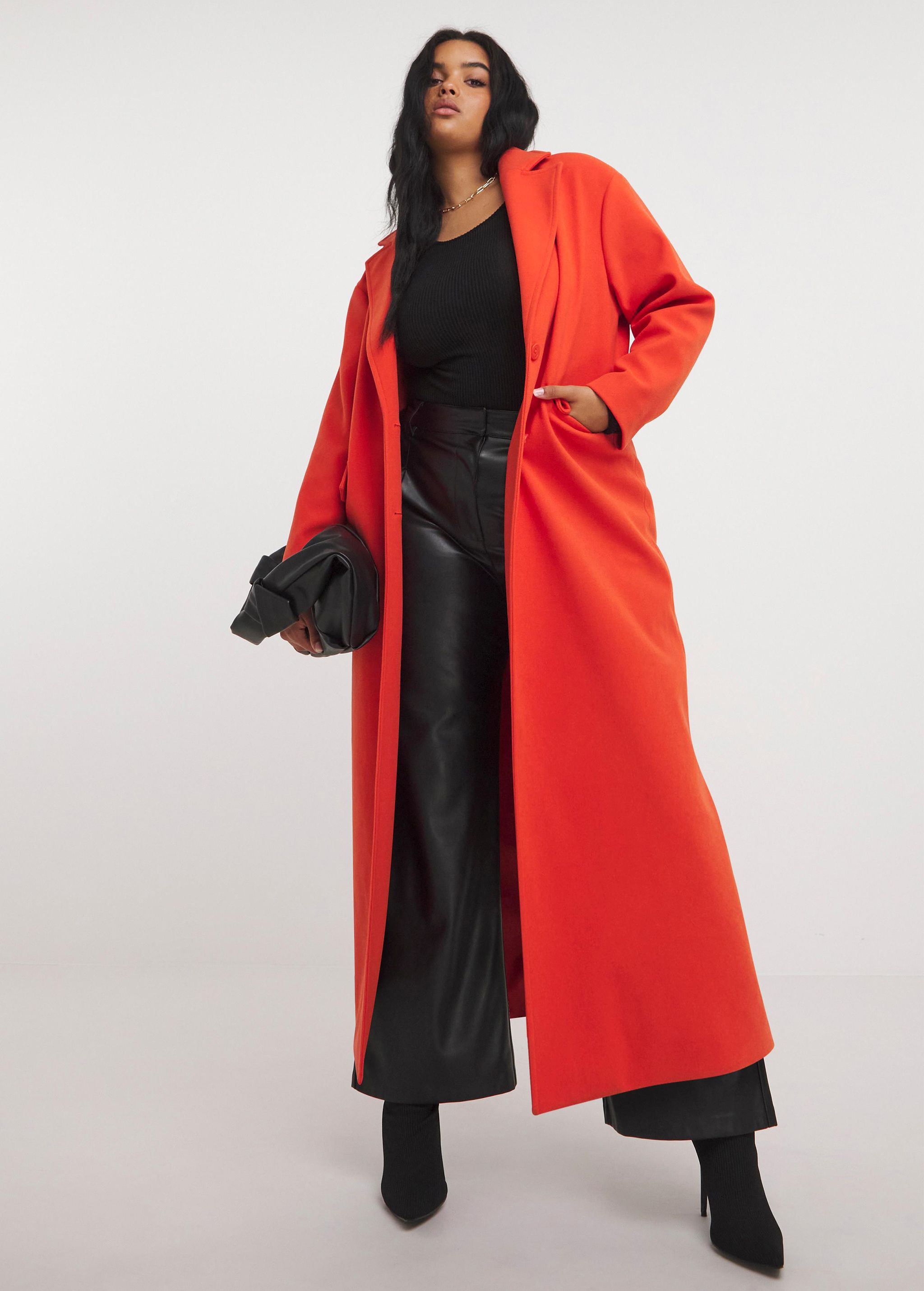 The maxi wool coat in red