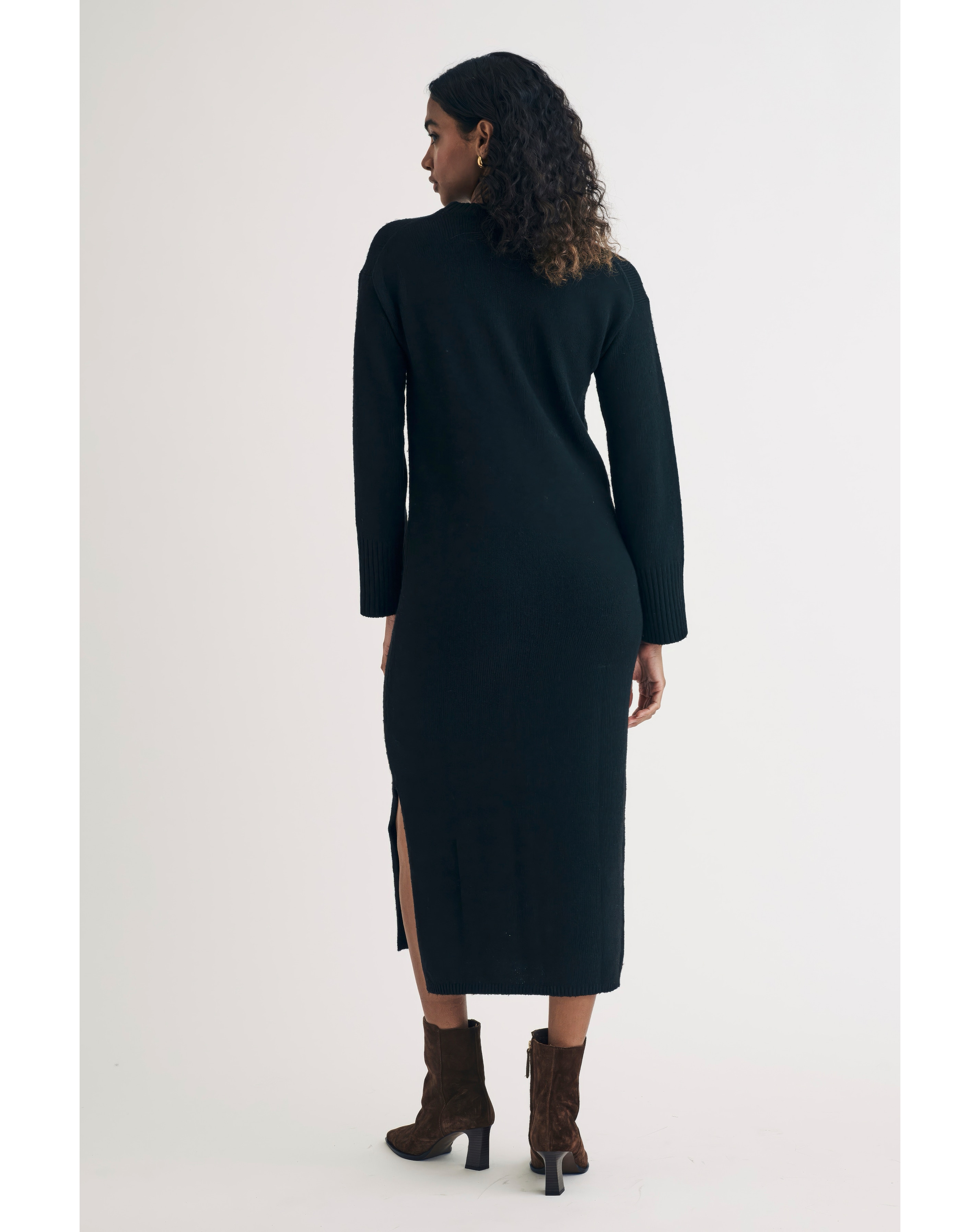 Nobody's Child Black Oversized Crew Knitted Jumper Midi Dress