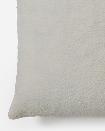 Cuddle Fleece Cushion