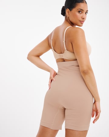 MAGISCULPT Medium Control Seamfree Thighshaper Brief Almond