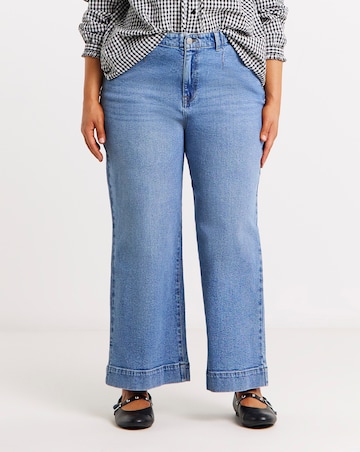 Light Wash Authentic Crop Wide Jeans