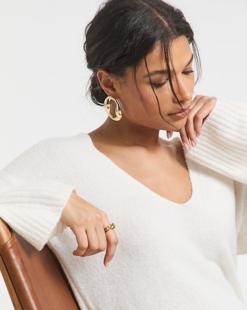 Ivory Slouchy V Neck Longline Jumper