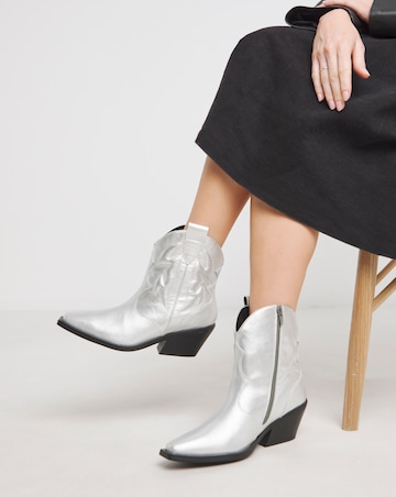 Angelique Embroidered Leather Ankle Western Boots - Extra Wide Fit (EEE)