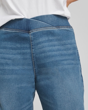 Mid Blue Stretch Wide Leg Weekender Jeggings