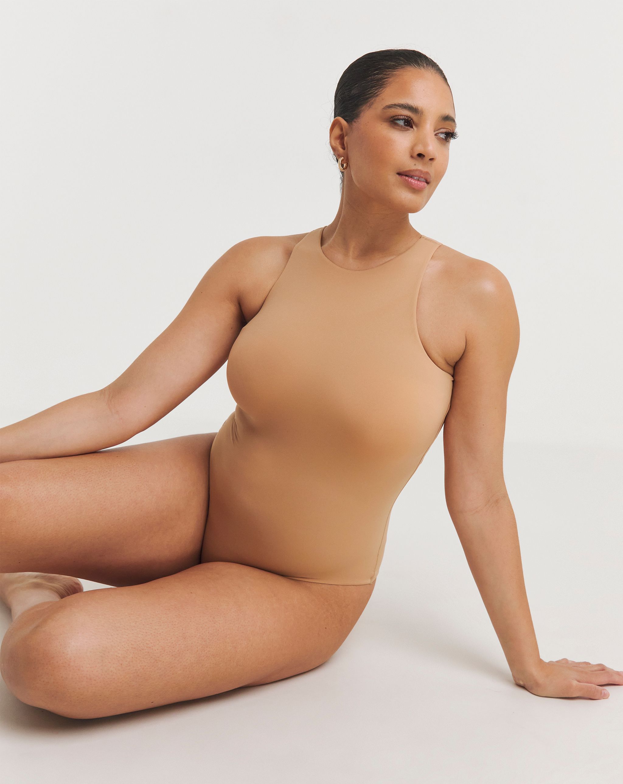 Body shapewear in nude