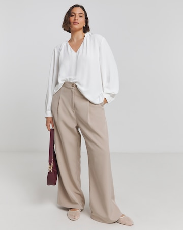 V-Neck Ruched Detail Boxy Top