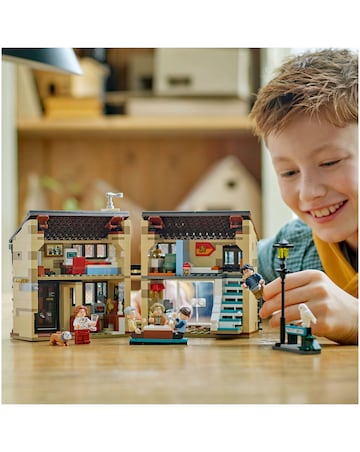 LEGO Harry Potter Privet Drive: Aunt Marge's Visit