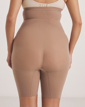 Spanx Everyday Seamless Medium Control High Waist Shorts