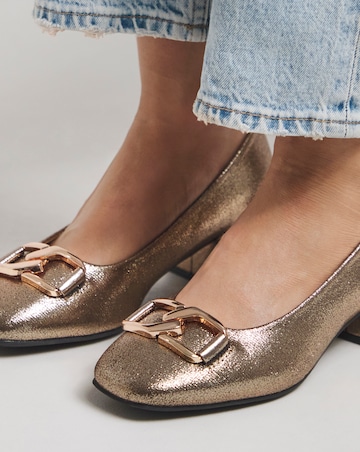 Heavenly Soles April Low Heel Trim Court Shoe - Extra Wide Fit (EEE)