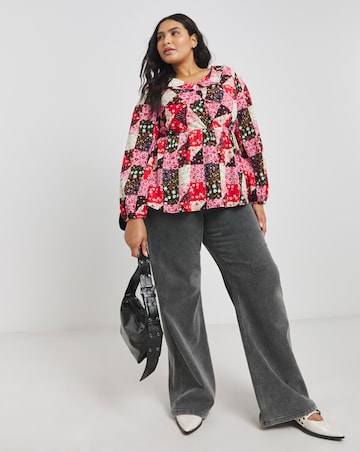 Collar Detail Ruched Front Long Sleeve Blouse