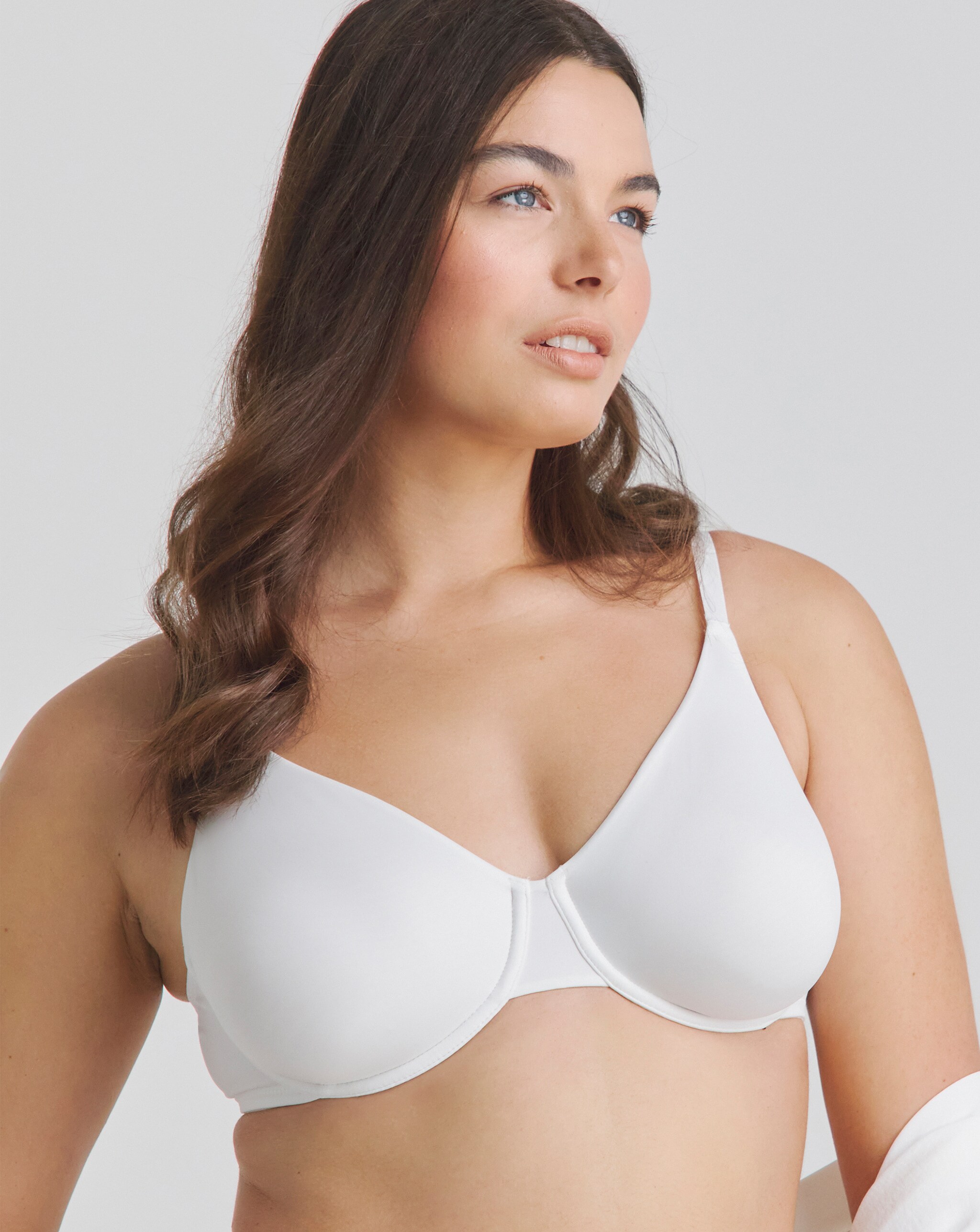 Smoothing bra in white