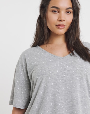 Pretty Lounge Moon & Star Print Pyjama Shortie Set