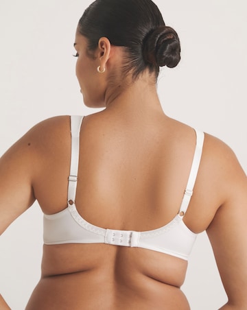 Triumph True Shape Sensation Minimiser Wired Bra