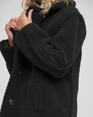 Black Raised Seam Detail Short Teddy Coat