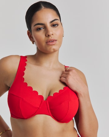 MAGISCULPT Contour Me Scalloped Edge Underwired Bikini Top