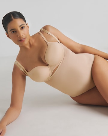 MAGISCULPT Medium Control Smoothing Wear Your Own Bra Seamfree Body - Almond