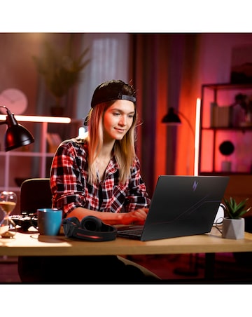 Acer Nitro Gaming Laptop - 15.6in FHD 165Hz Intel Core i5 RTX 5050 16GB 1TB SSD