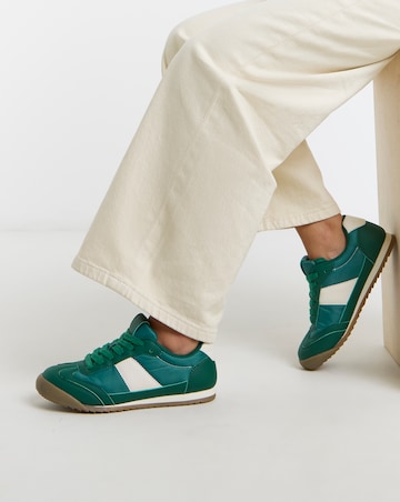 Storm Classic Retro Trainer - Extra Wide Fit (EEE)