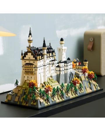 LEGO Architecture Neuschwanstein Castle