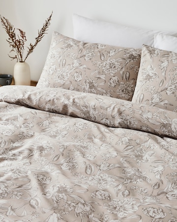 Odette Floral Duvet Set