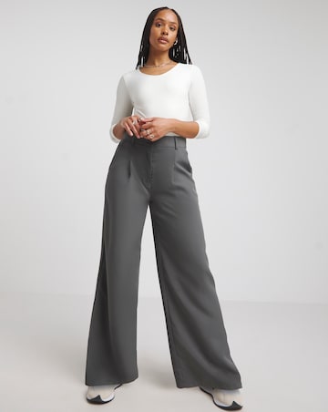 Wide Leg Tailored Trousers