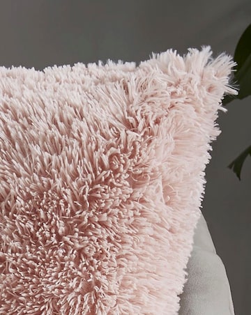 Catherine Lansfield Shaggy Fleece Cushion