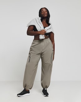 Under Armour Unstoppable Parachute Pant