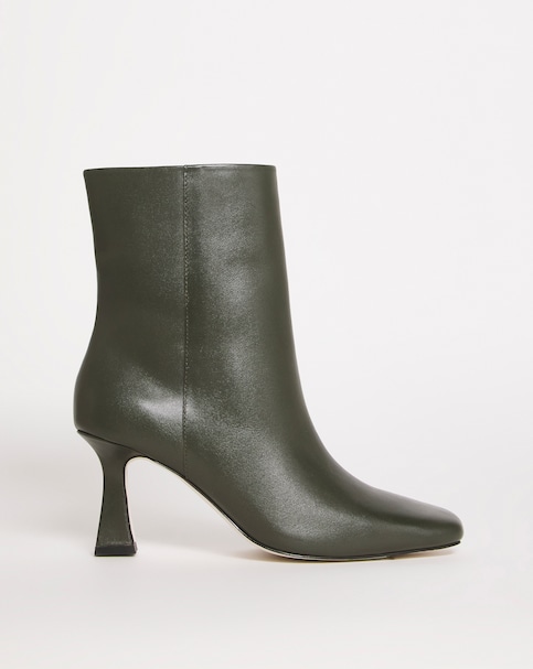 Leather Square Toe Boot - Wide Fit (E)