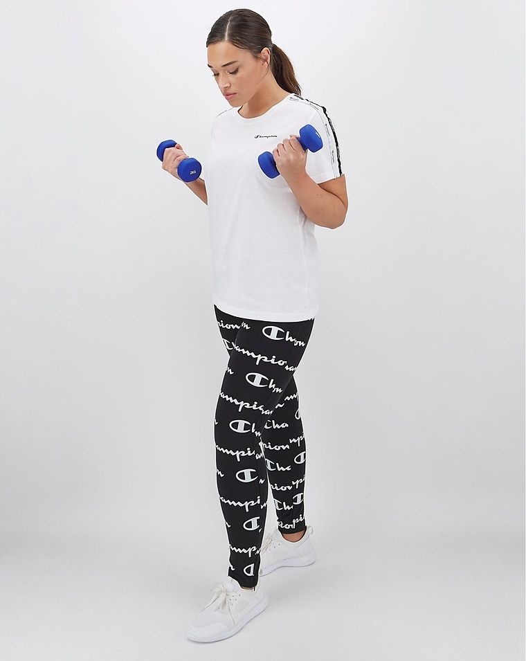 model lifting dumbells