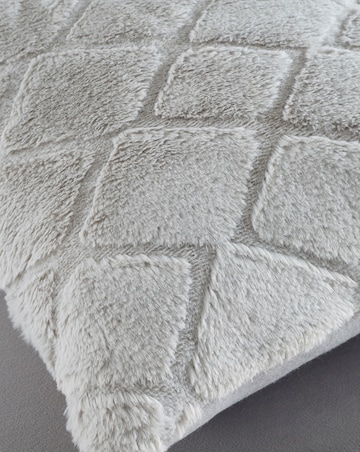 Catherine Lansfield Cosy Diamond Cushion