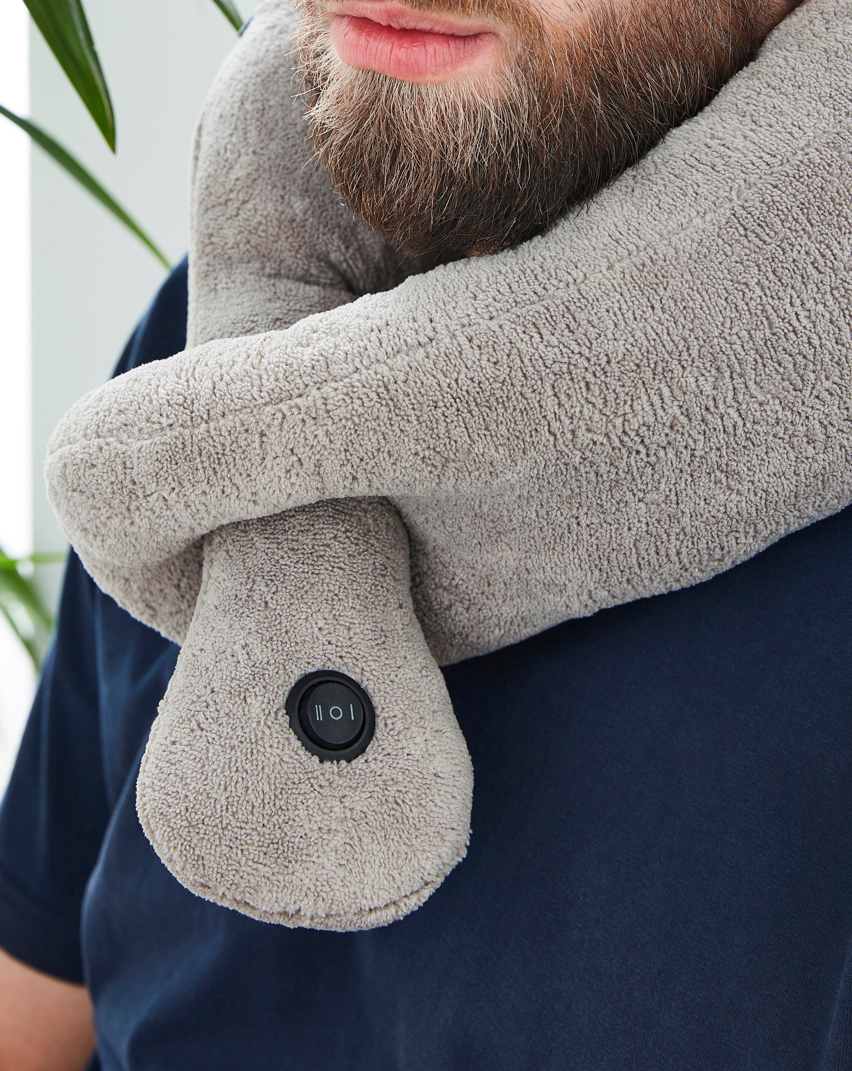 Massaging neck wrap vibrating hot sale massager
