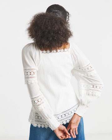 Joanna Hope Crinkle Blouse With Premium Trims