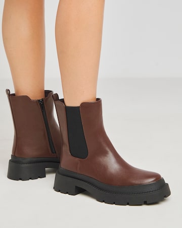 Cady Chunky Chelsea Ankle Boots - Extra Wide Fit (EEE)