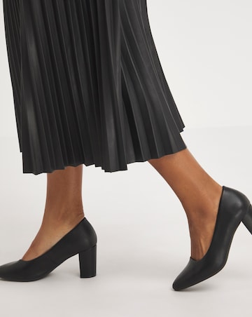 Dorothy Comfort Flexible Court Shoe - Extra Wide Fit (EEE)