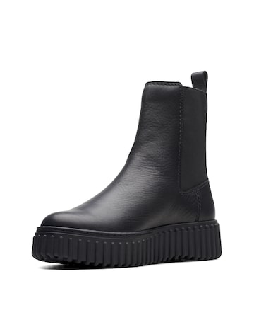 Clarks Torhill Maple Leather Chunky Boot Standard Fit