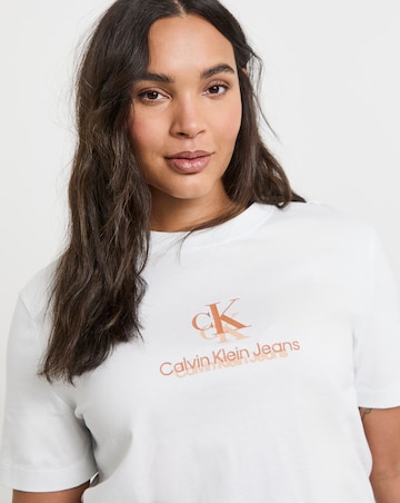 Calvin Klein Jeans Plus Shadow Graphic Regular Tee