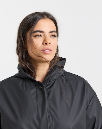 Black Short Rubberised Mac