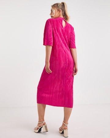 Pink Plisse Midi Dress With Angel Sleeves