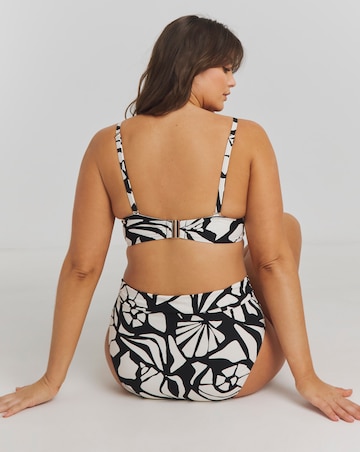 MAGISCULPT Twist Front Bandeau Underwired Bikini Top