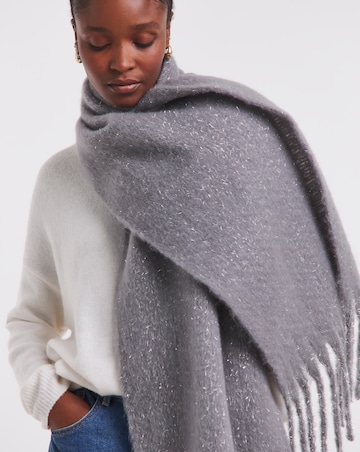 Lurex Fluffy Blanket Scarf