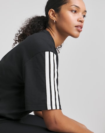 adidas Essentials 3 Stripes Boyfriend T-Shirt