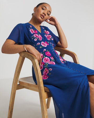 Hope & Ivy Monica Embroidered Midi Dress