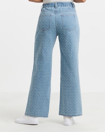 Linear Distressed Denim Wide Leg Jeans