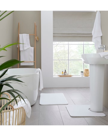 Catherine Lansfield Anti Bacterial 6 Piece Cotton Towel Bale White