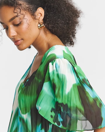 Joanna Hope Printed Pleated Blouse