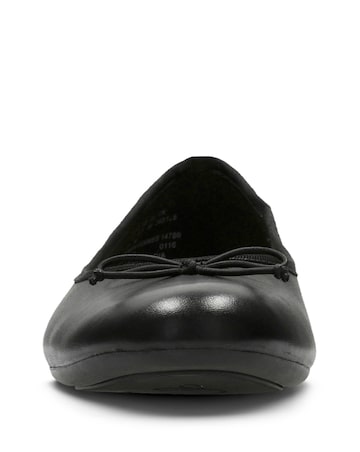 Clarks Couture Bloom Wide Fit